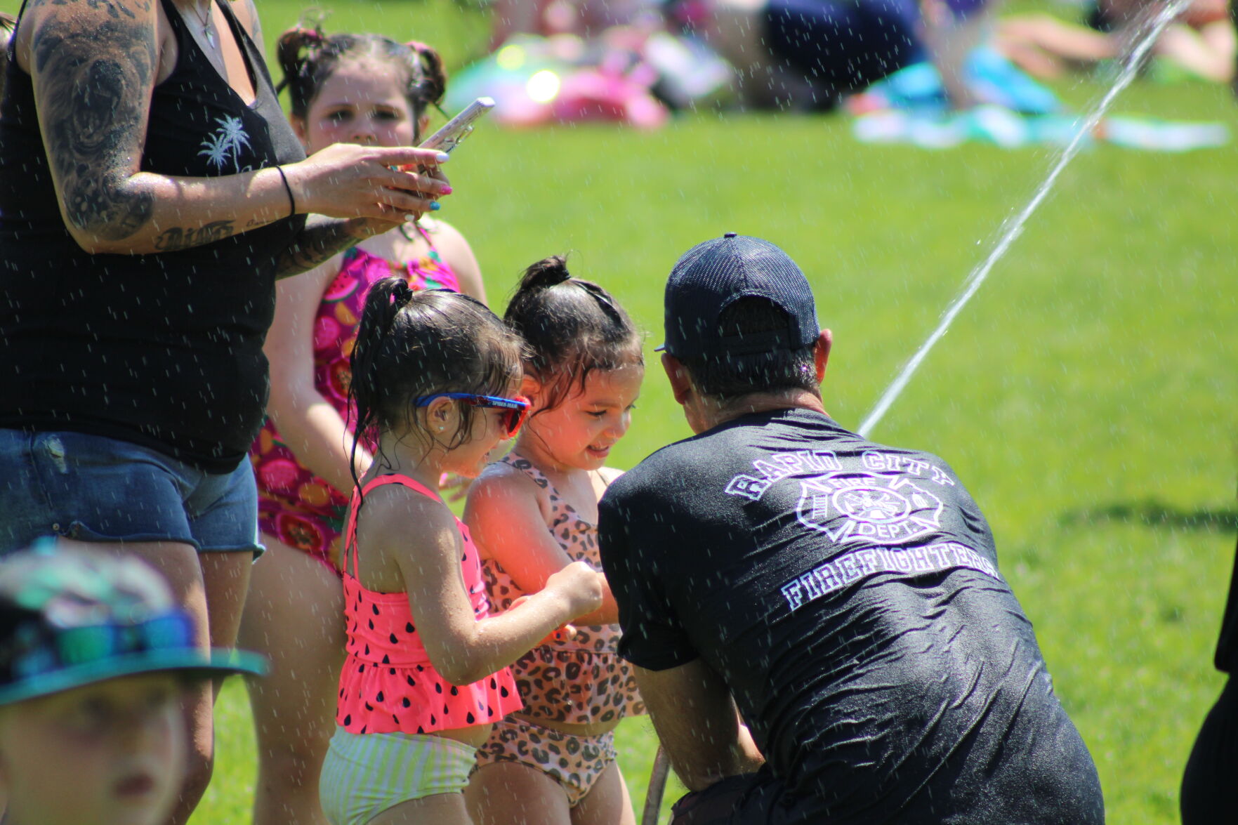 061925-nws-hydrantparty-p10.JPG
